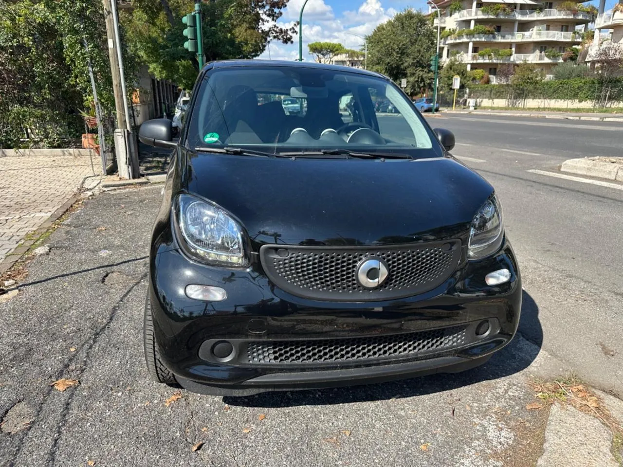 SMART forfour 70 1.0 Youngster Image 1