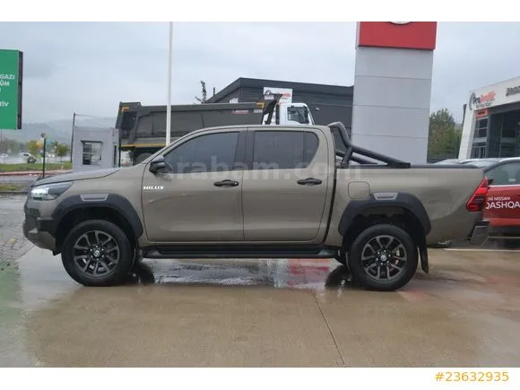 Toyota Hilux 2.8 D-4D Image 8